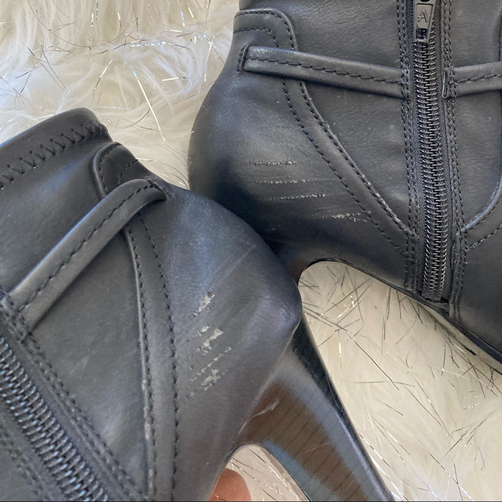 Booties - Picture 3 of 4